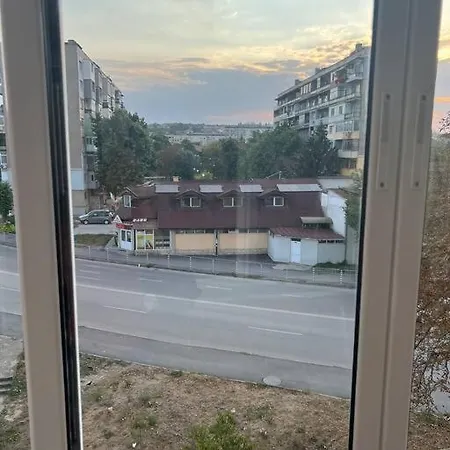 лудогорско бижу 아파트 *